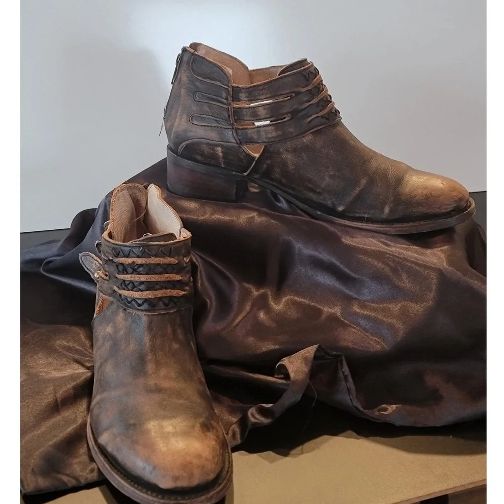 Freebird by Steven Slay Brown Distressed‎ Leather Ankle Boots Strappy Studded 11